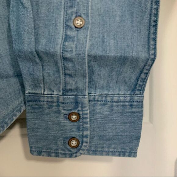 Untuckit Shirt - Picture 4 of 10